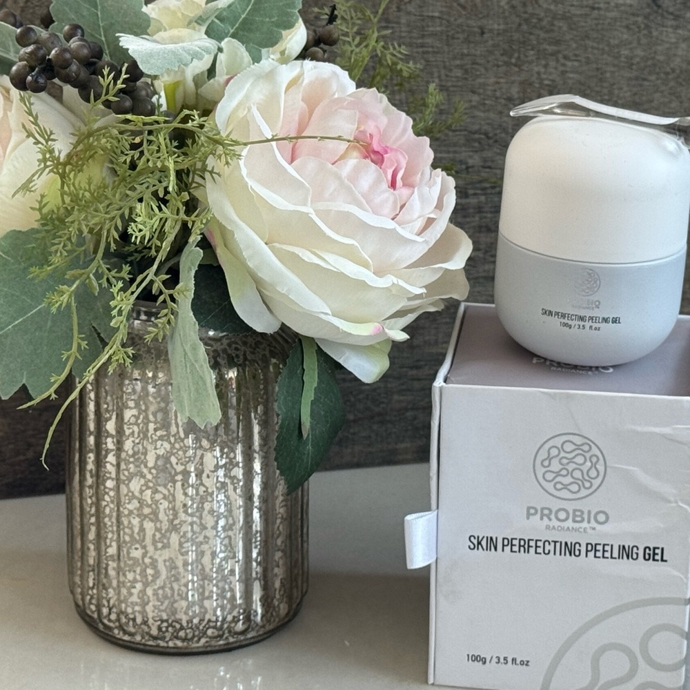 Skin Perfecting Peeling Gel - White